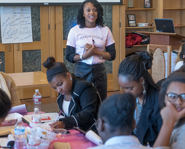 Students at the Black Women Lead Empower Aspire 和 Dedicate Summit.